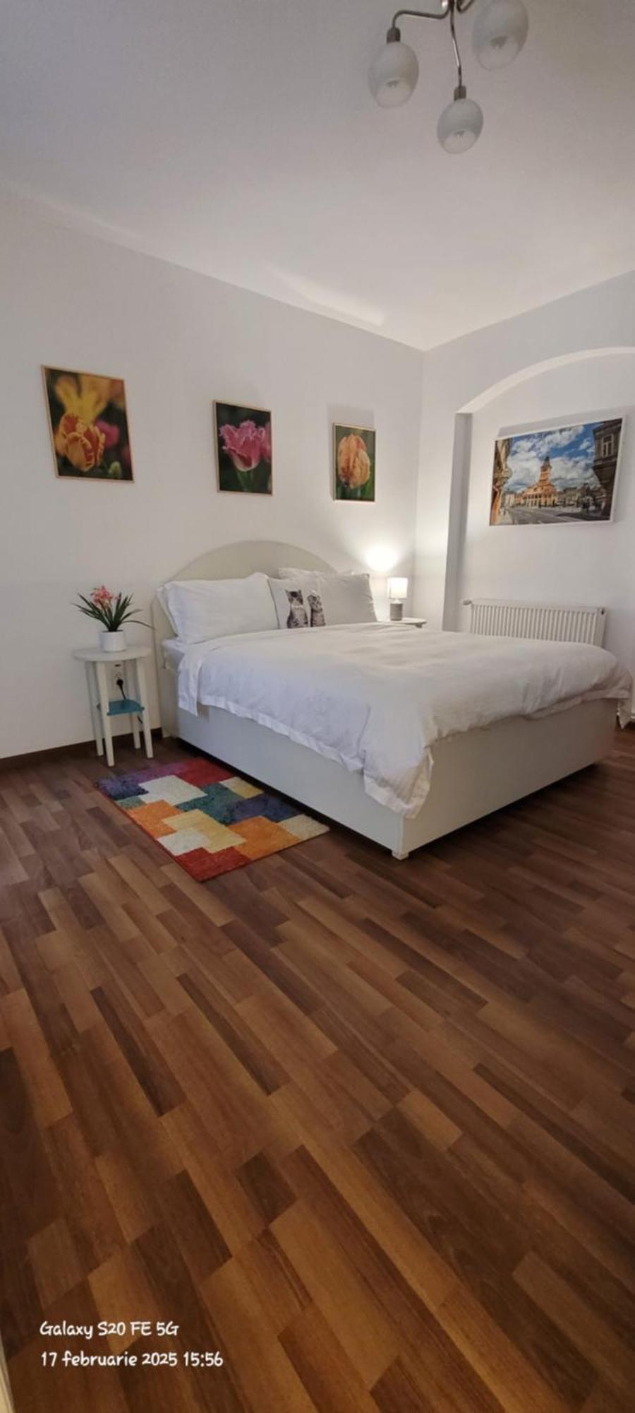 John With Parking Option Apartamento Braşov